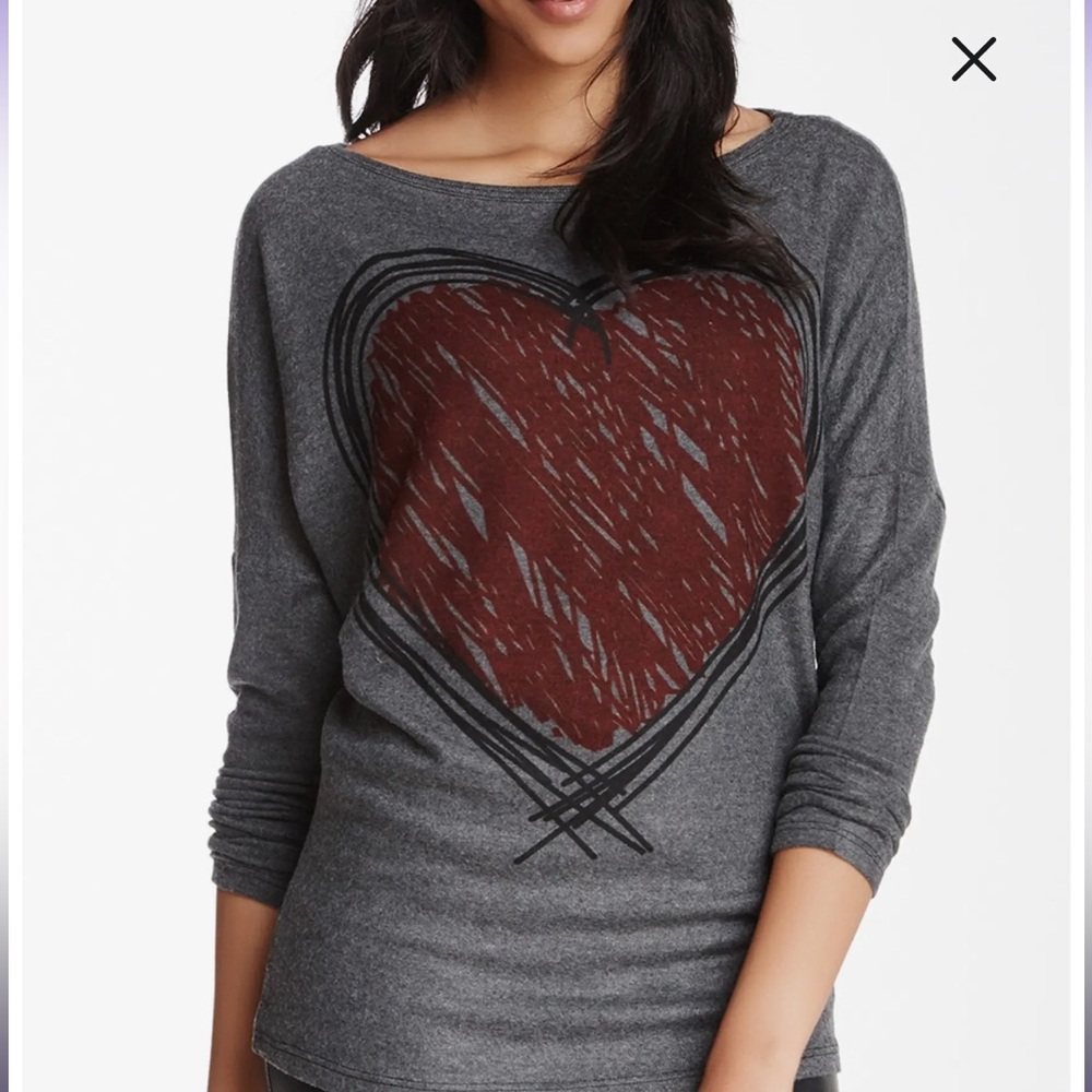 Women’s Long Sleeve Graphic Tee (Never worn)